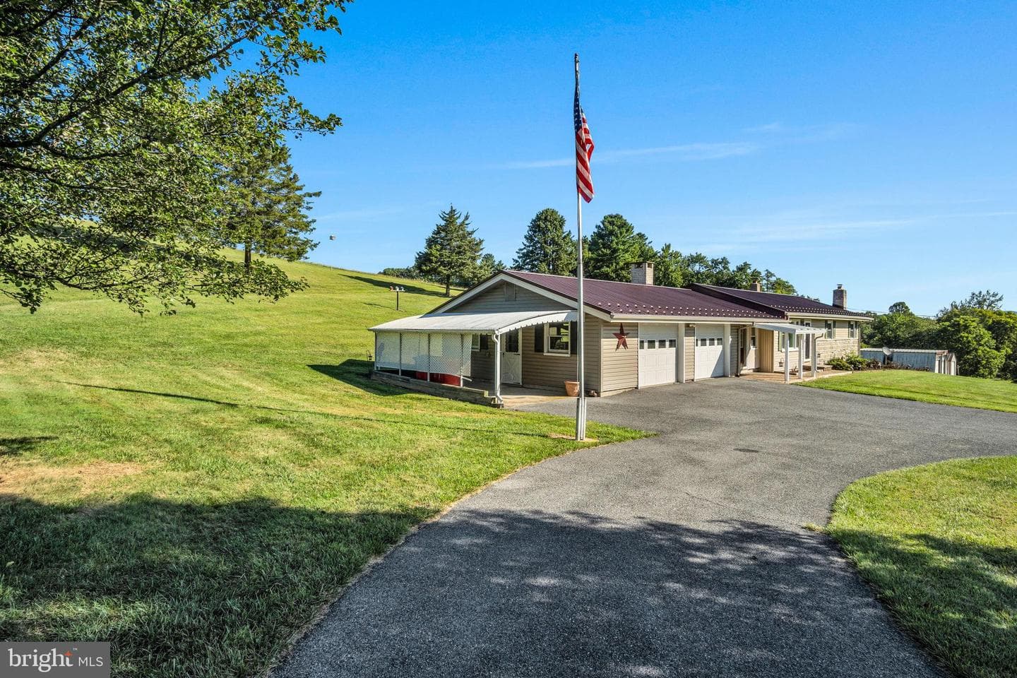 1325 Goodyear Road photo 7