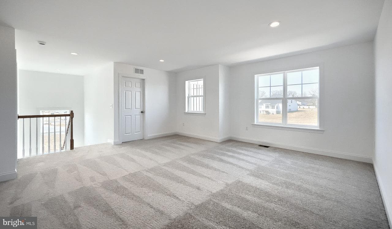 610 Estate Drive photo 21