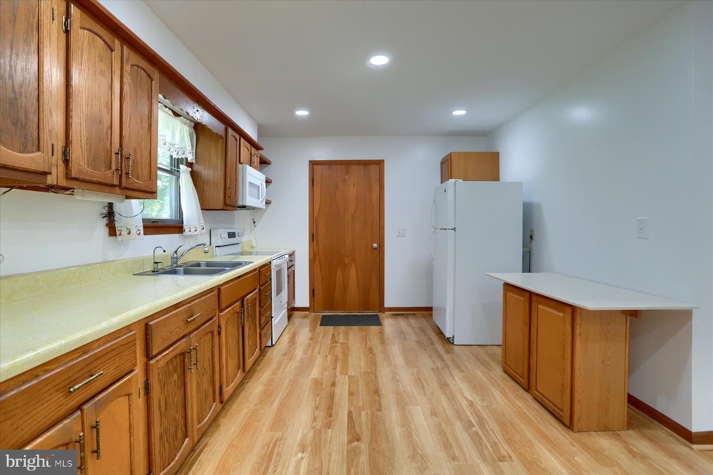 7380 Wertzville Road photo 15