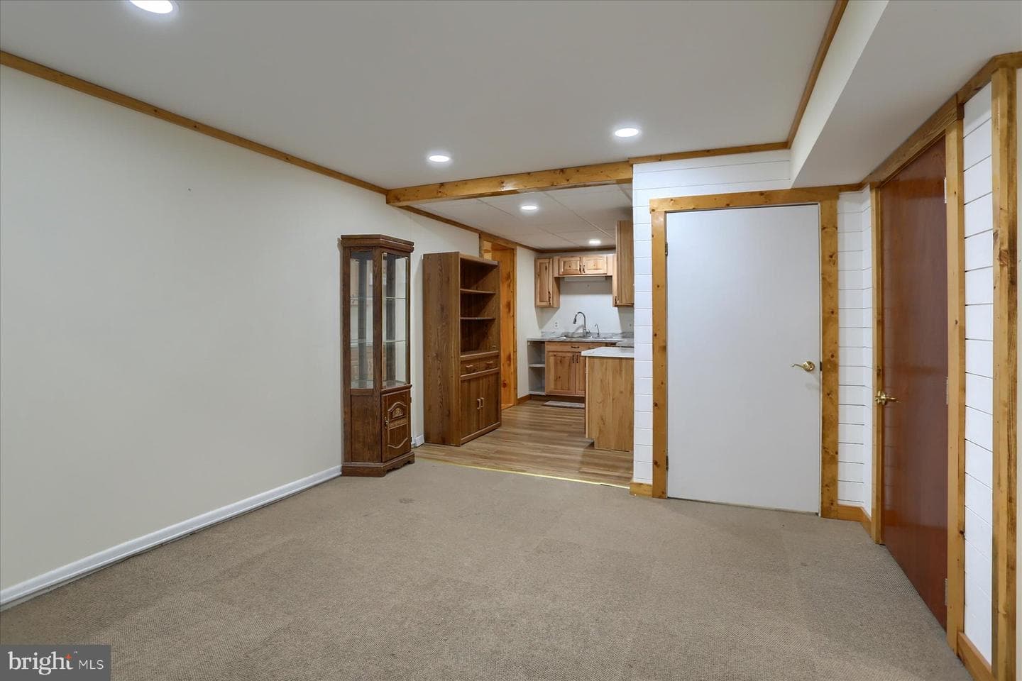 7380 Wertzville Road photo 32