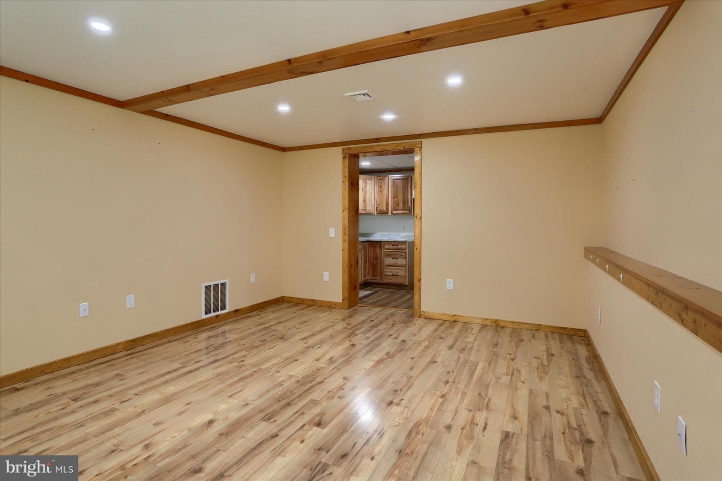 7380 Wertzville Road photo 38