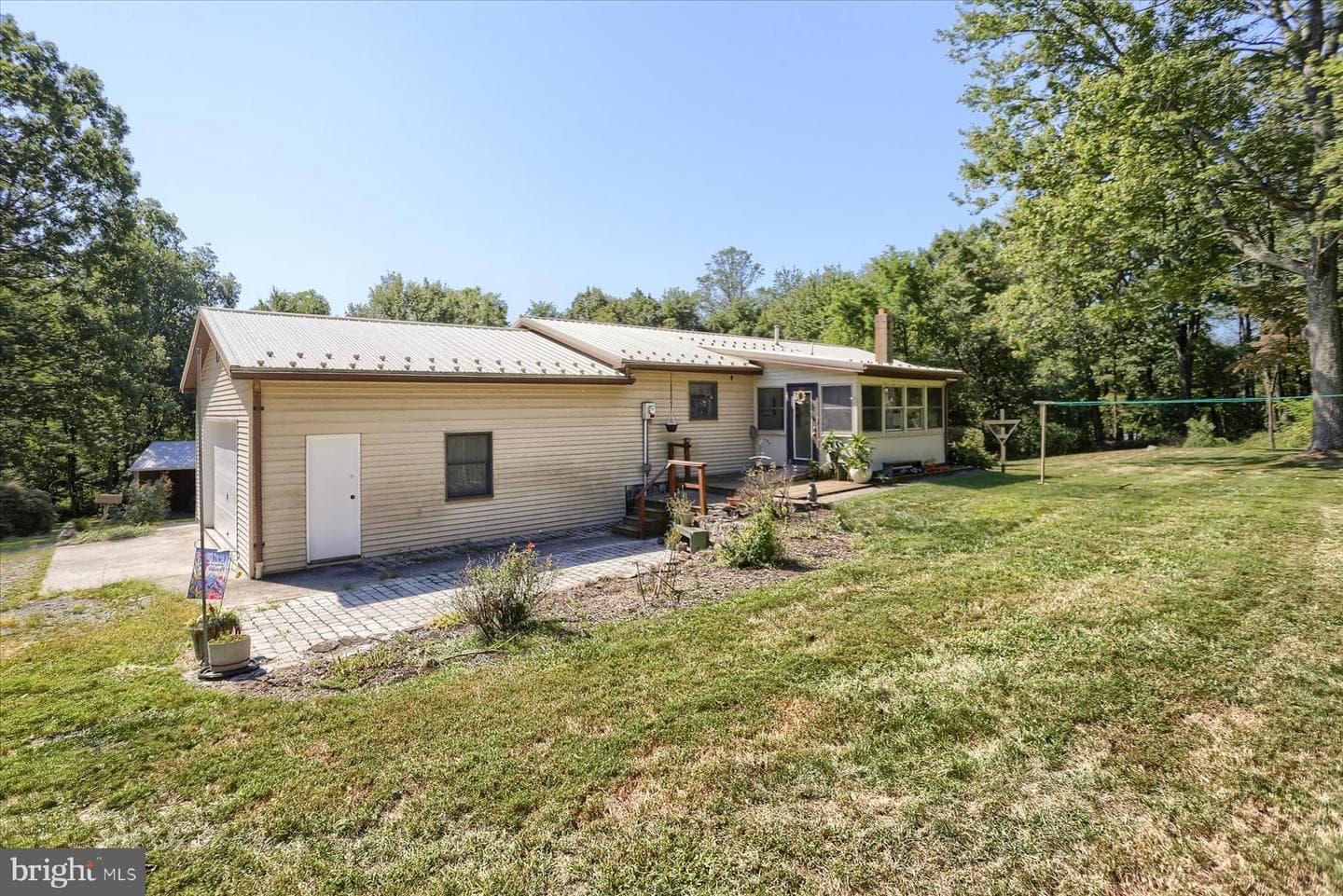 7380 Wertzville Road photo 47
