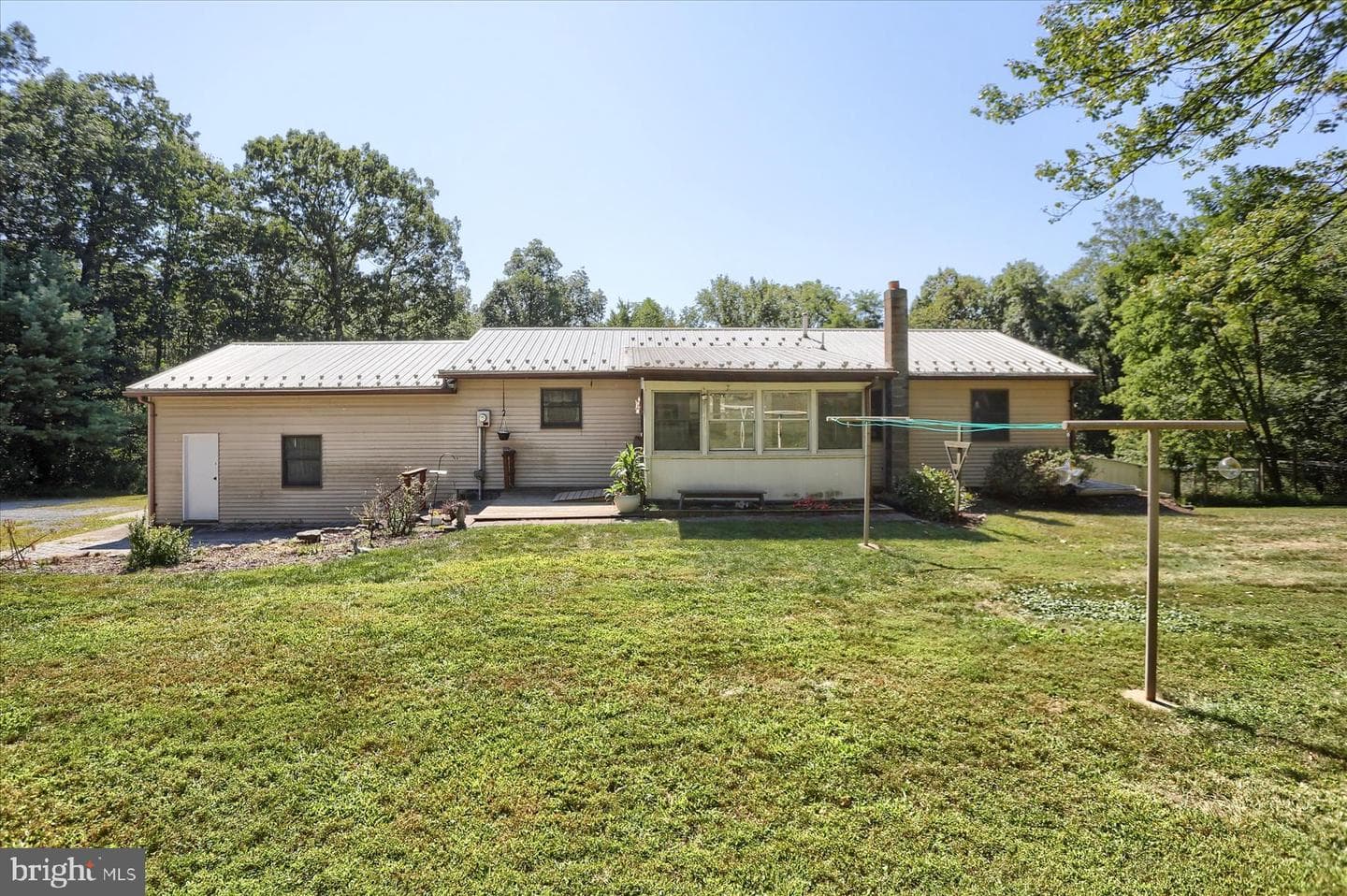 7380 Wertzville Road photo 48