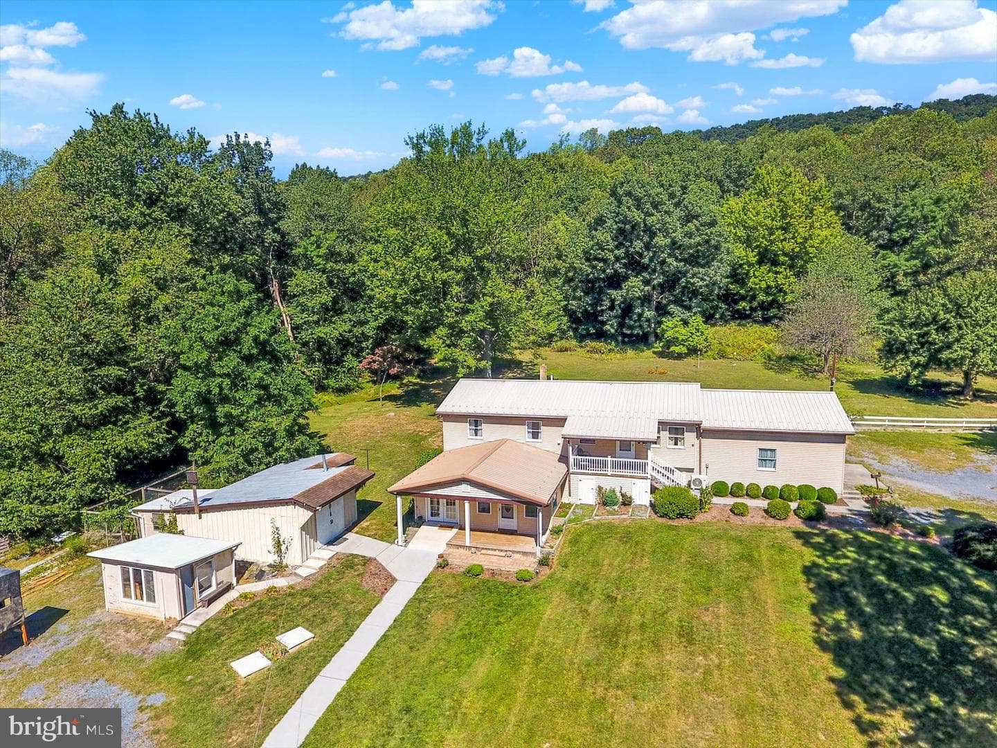 7380 Wertzville Road photo 57