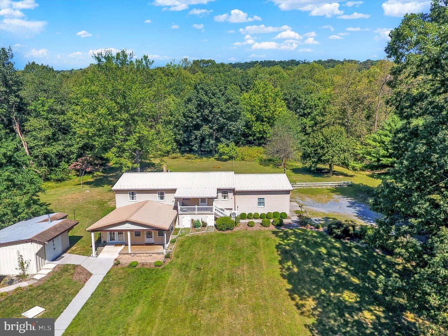 7380 Wertzville Road photo 58