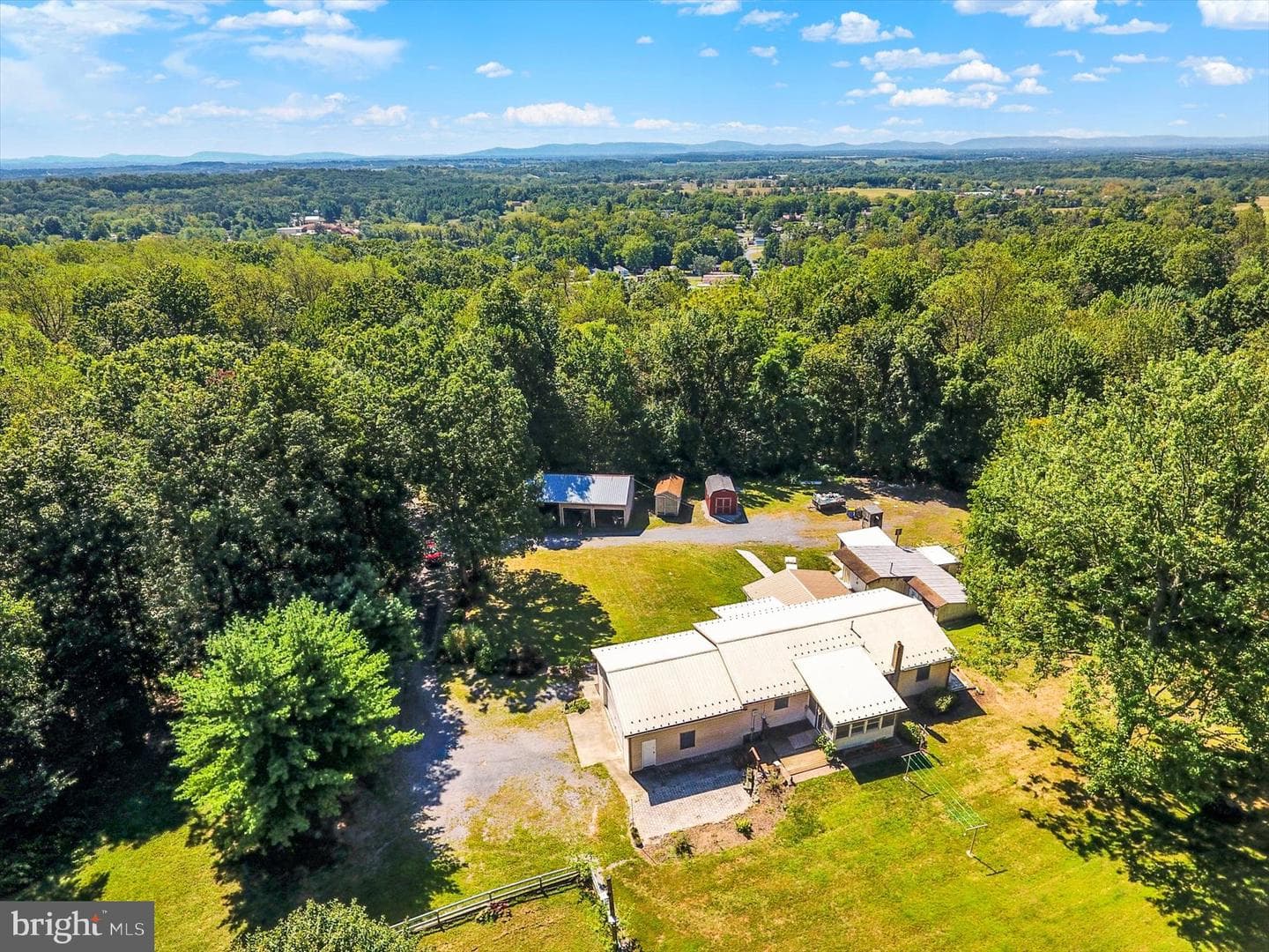 7380 Wertzville Road photo 59