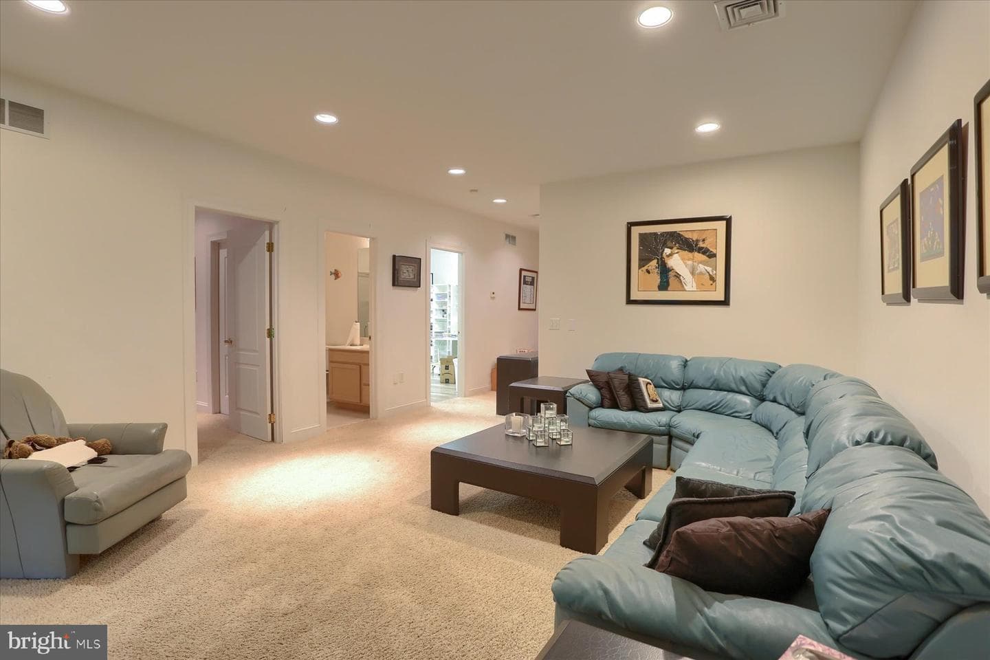 21 Westwind Drive photo 40