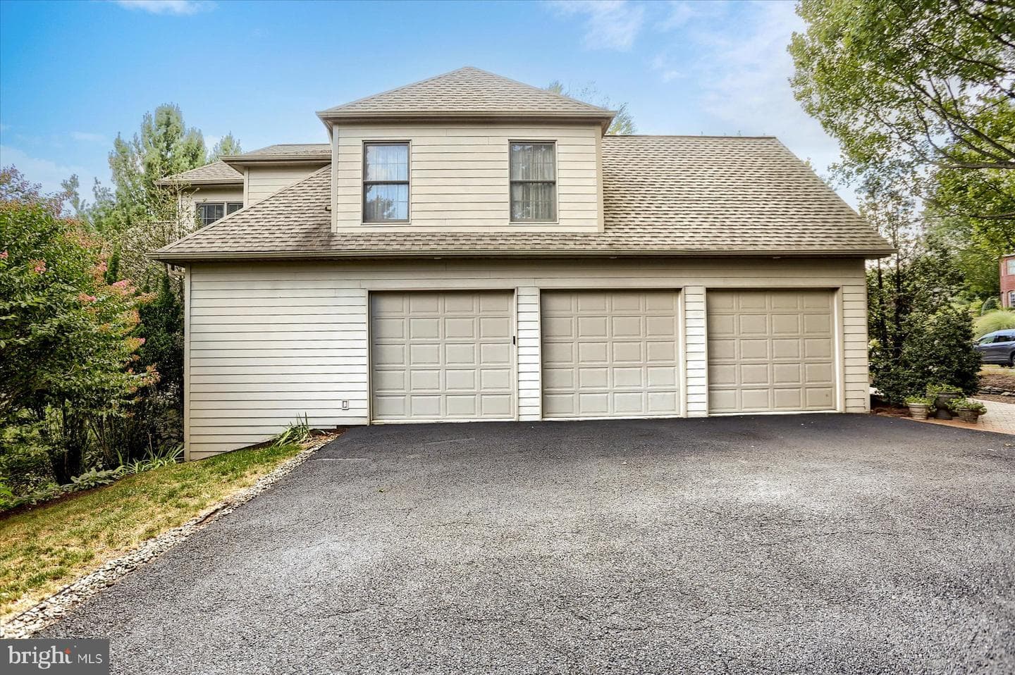 21 Westwind Drive photo 47