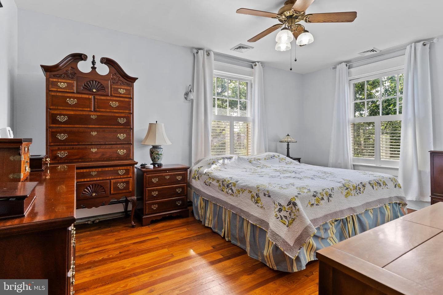 2702 Logan Street photo 40