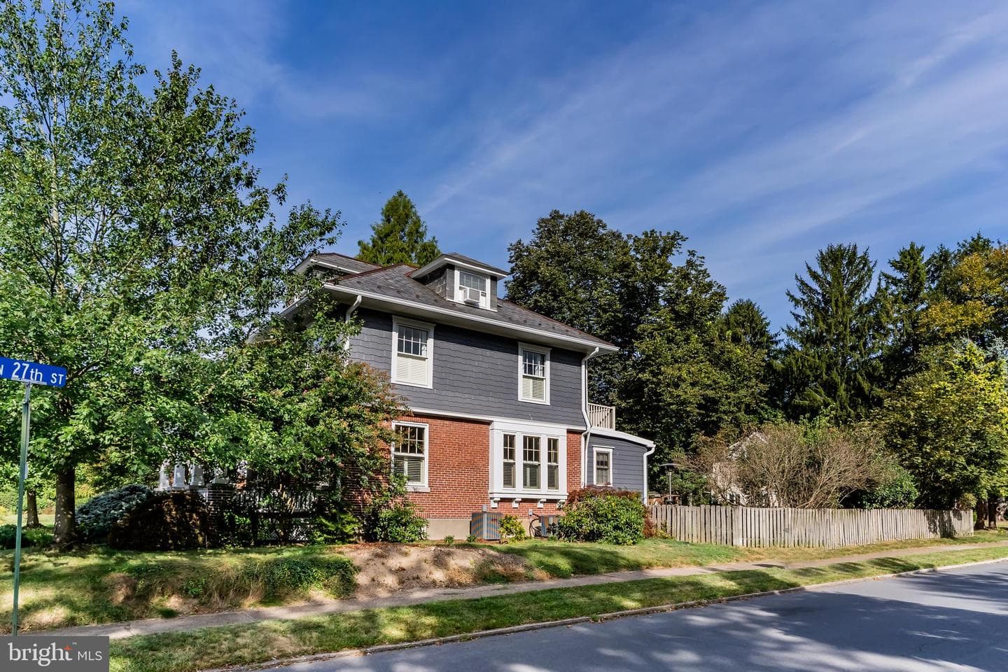 2702 Logan Street photo 5