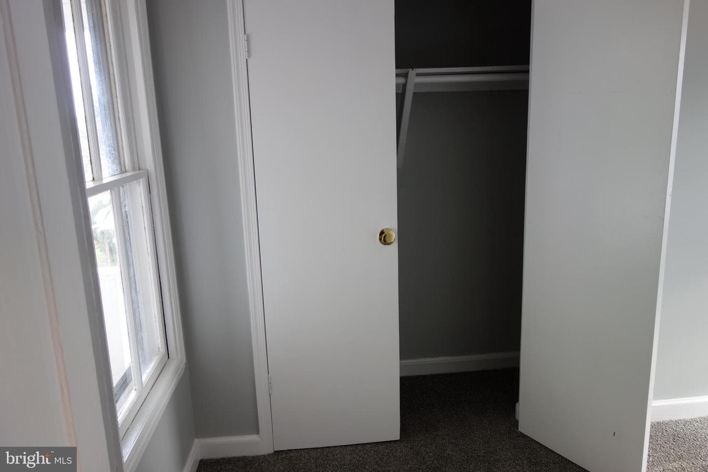 311 E Garfield Street photo 16
