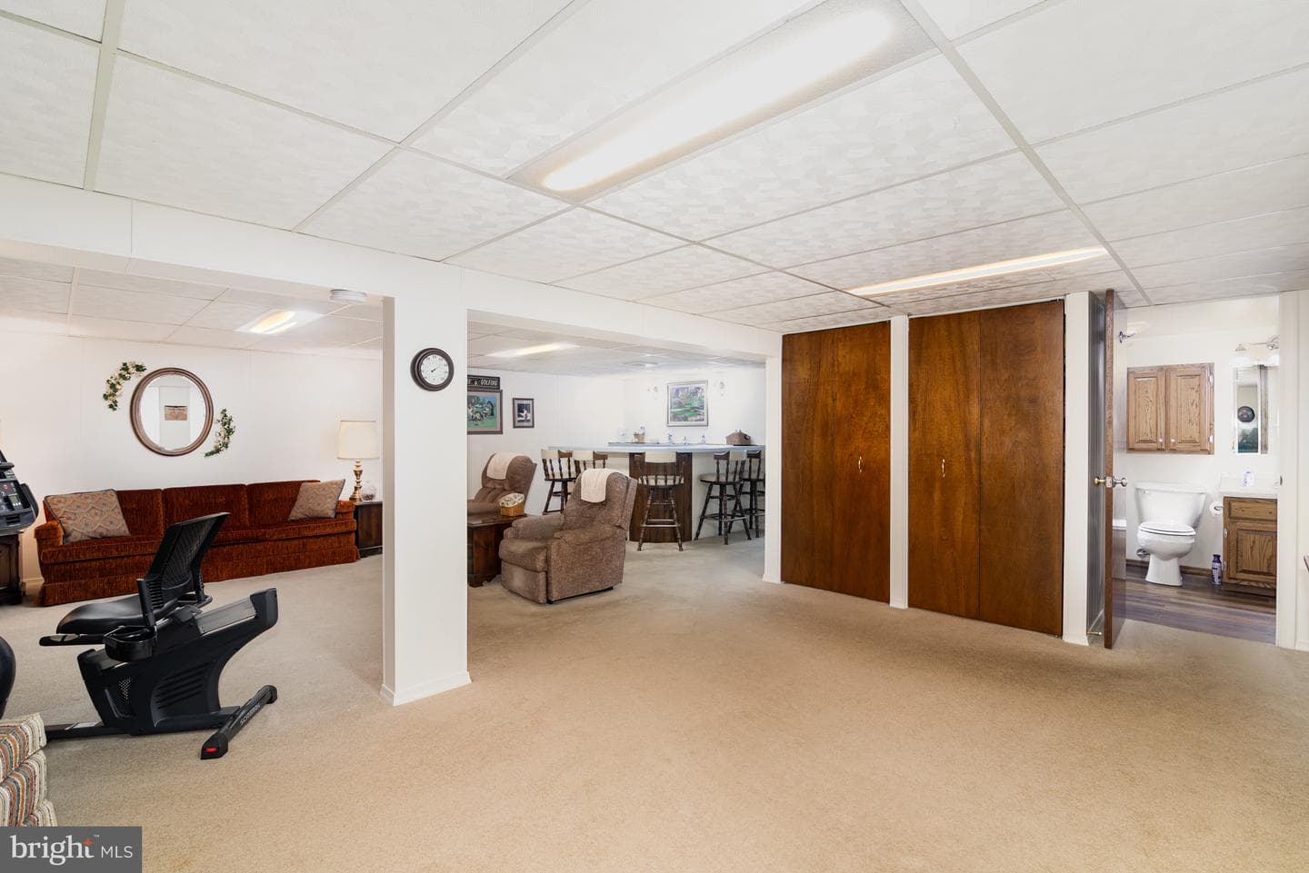 144 Hill Lane photo 17
