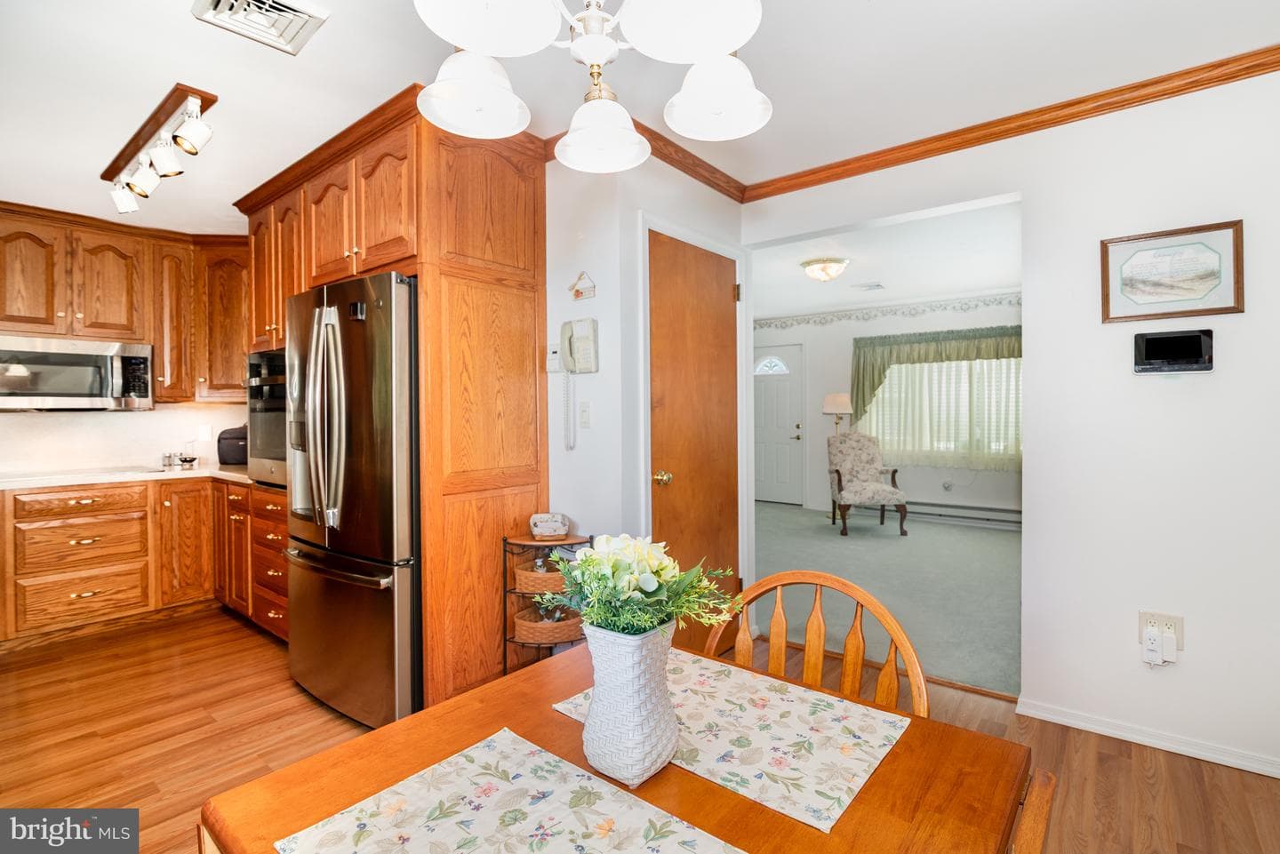 144 Hill Lane photo 3