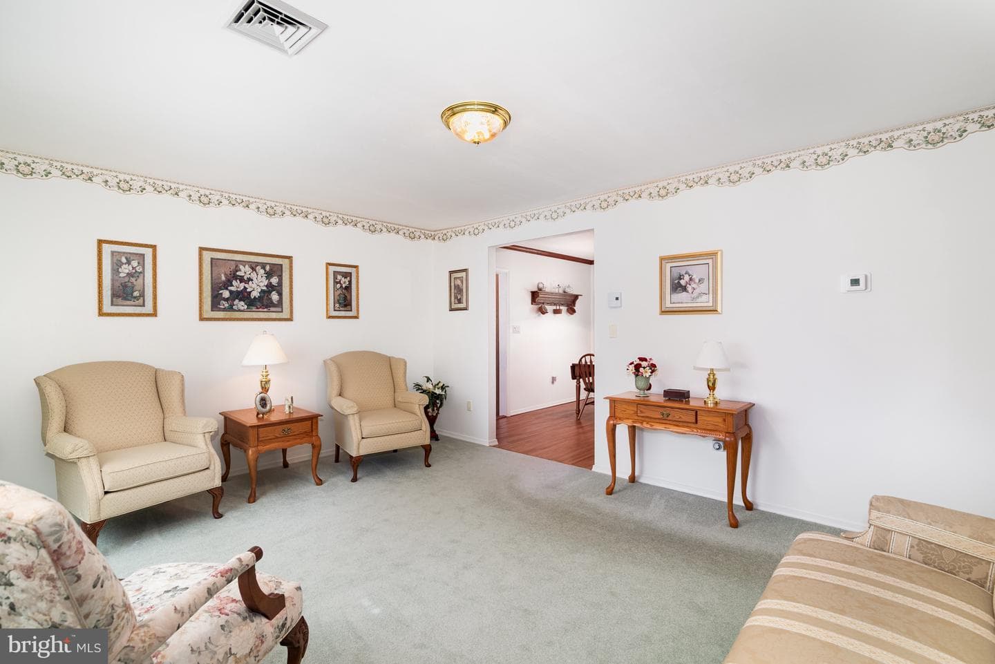 144 Hill Lane photo 7