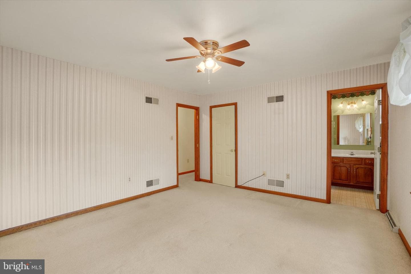 6331 Bennington Road photo 15