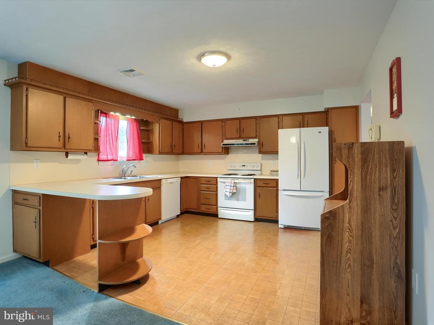 1530 Terrace Avenue photo 6