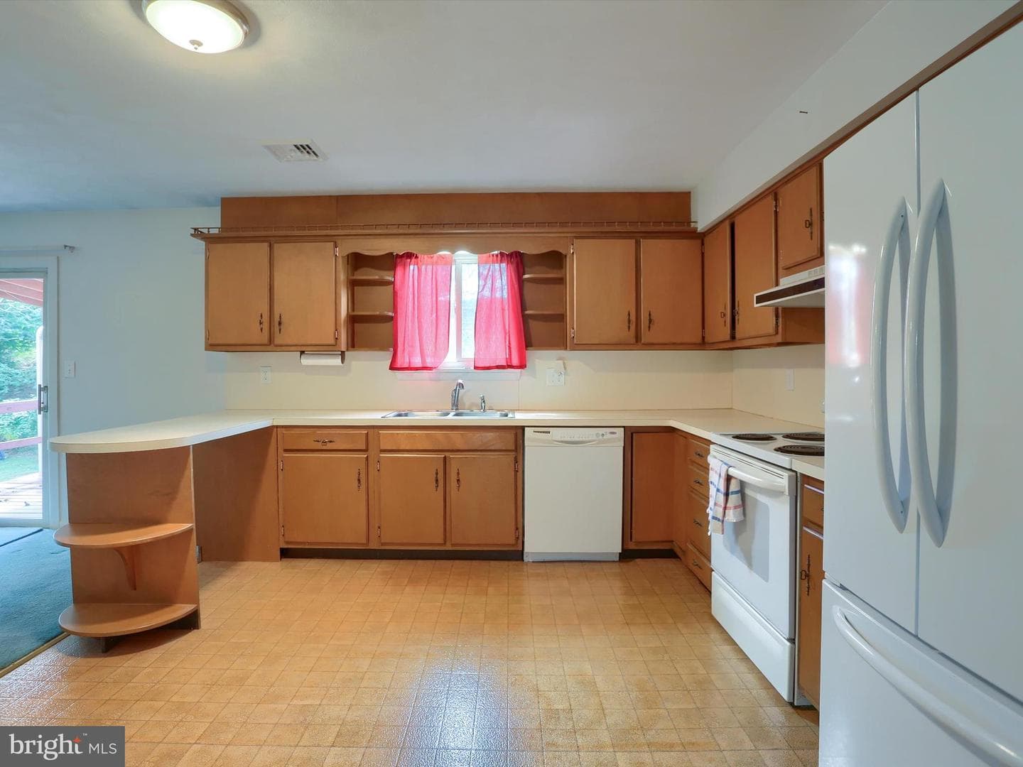 1530 Terrace Avenue photo 8