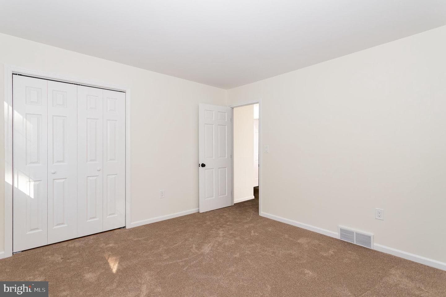 3604 Franklin Avenue photo 14