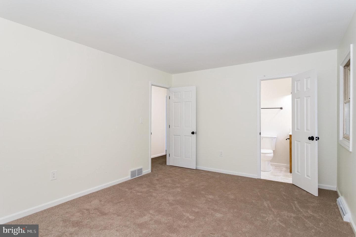 3604 Franklin Avenue photo 16