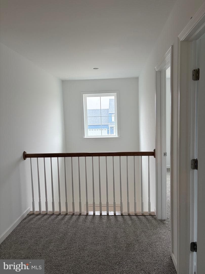 26 American Avenue photo 11