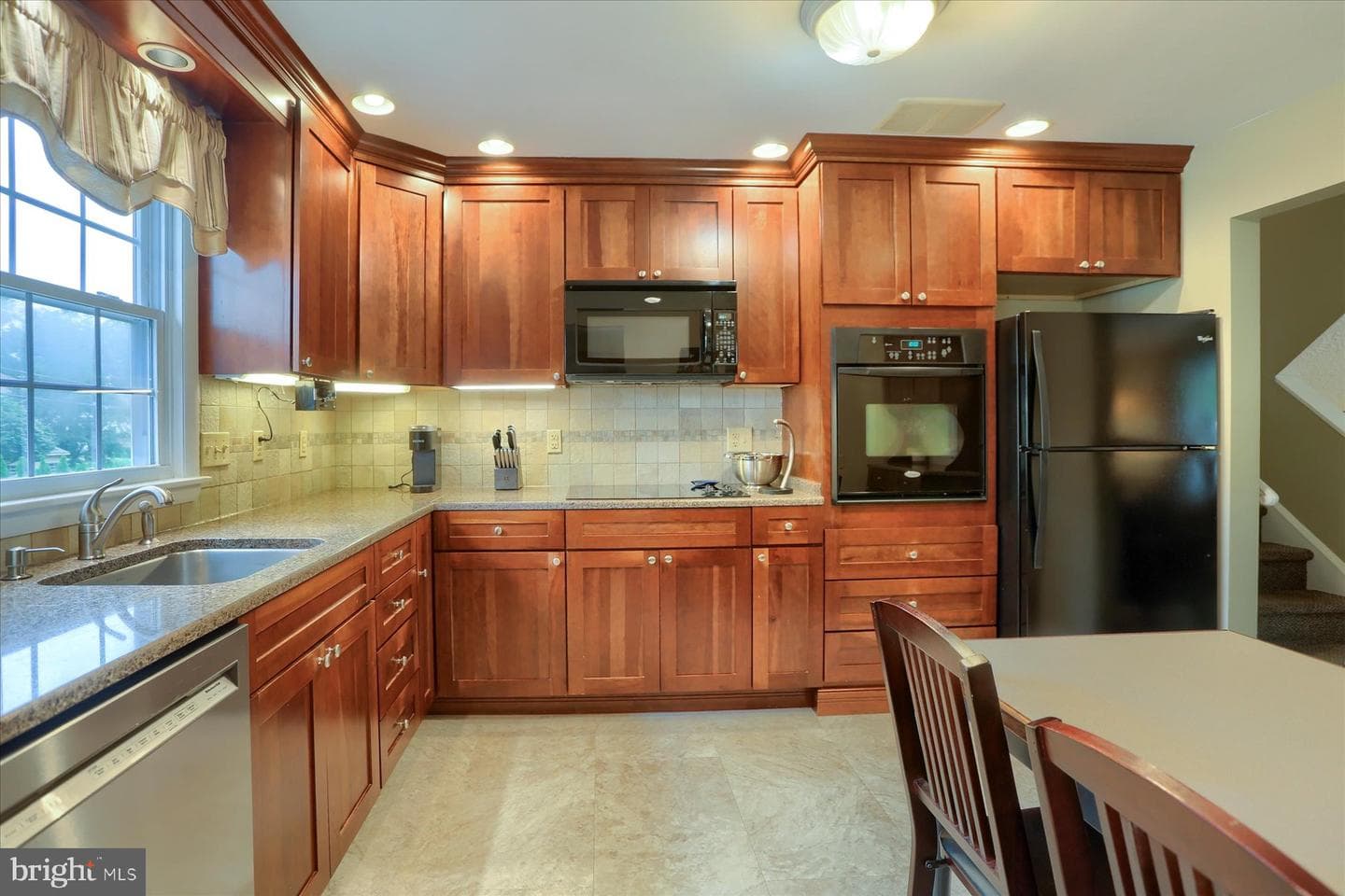 333 Blacksmith Road photo 8