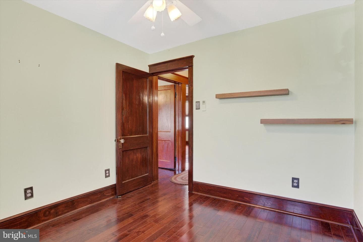 312 10th Street photo 13