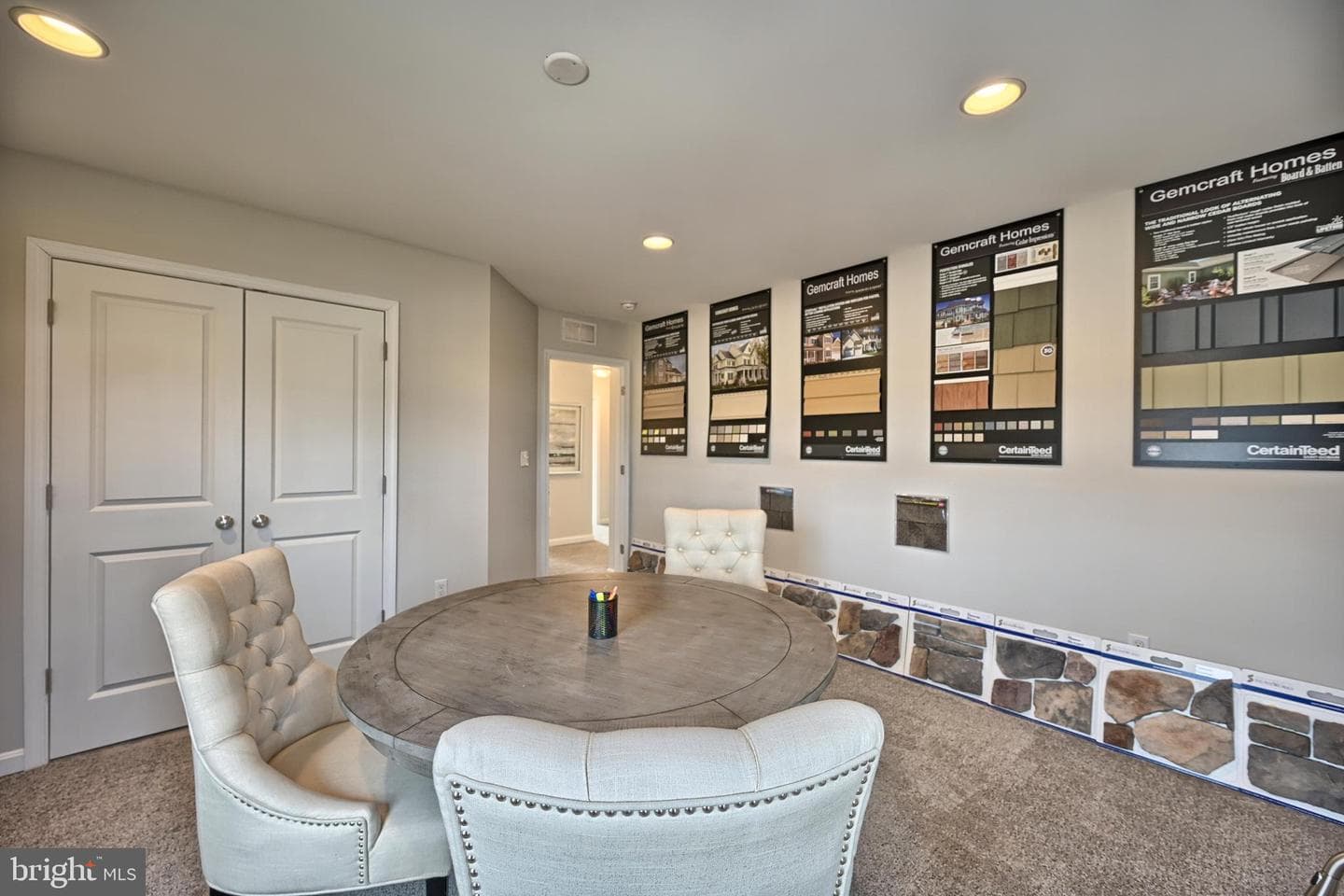 2 Bennington Way photo 30