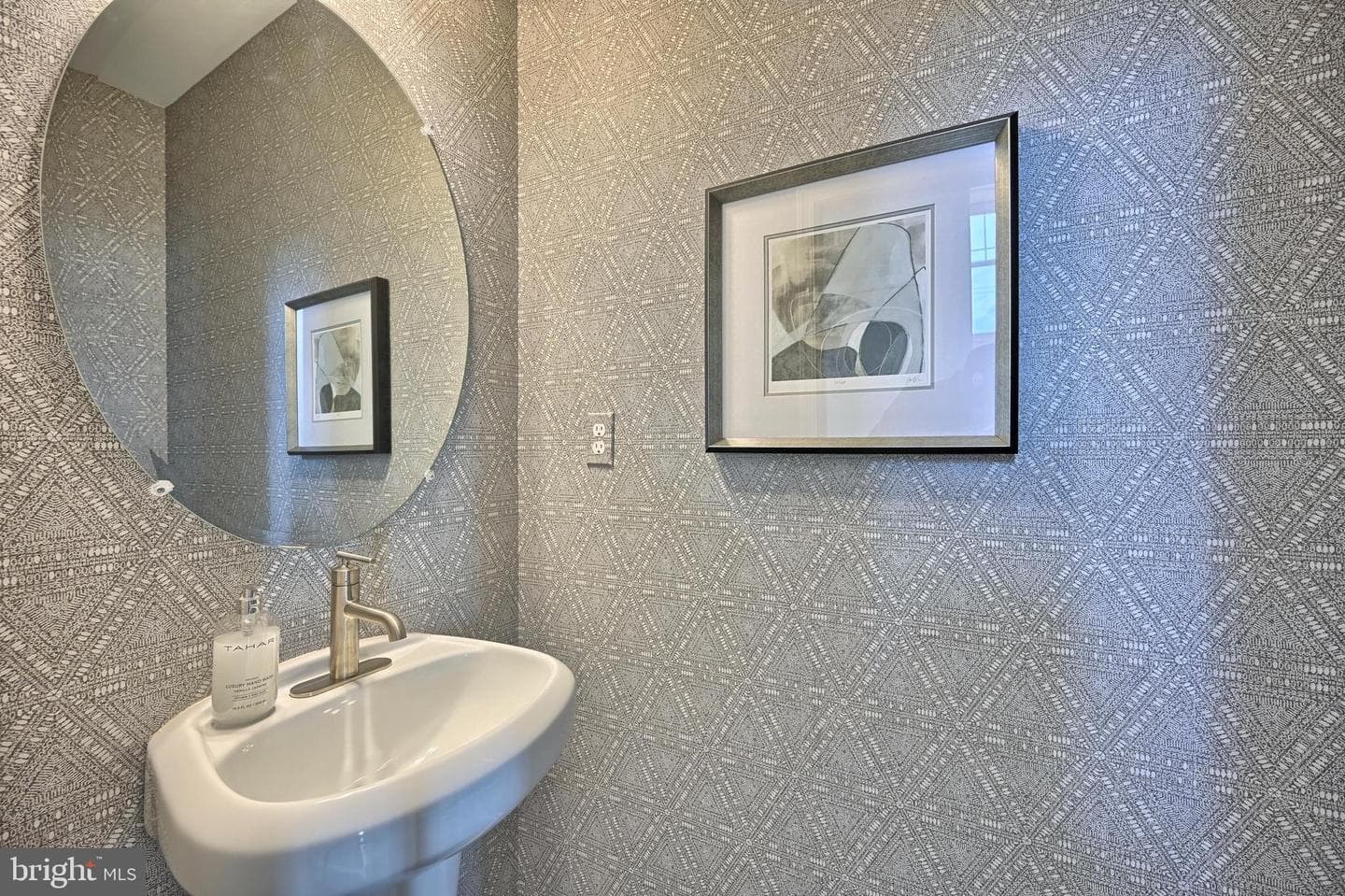 2 Bennington Way photo 6
