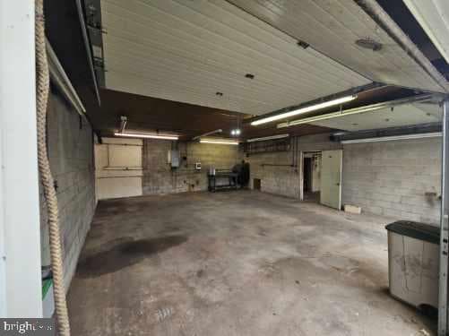 918 E Simpson Street photo 30