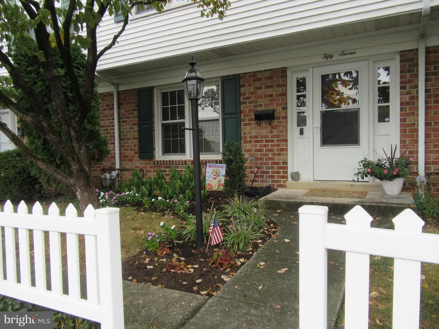 57 W Vine Street photo 3