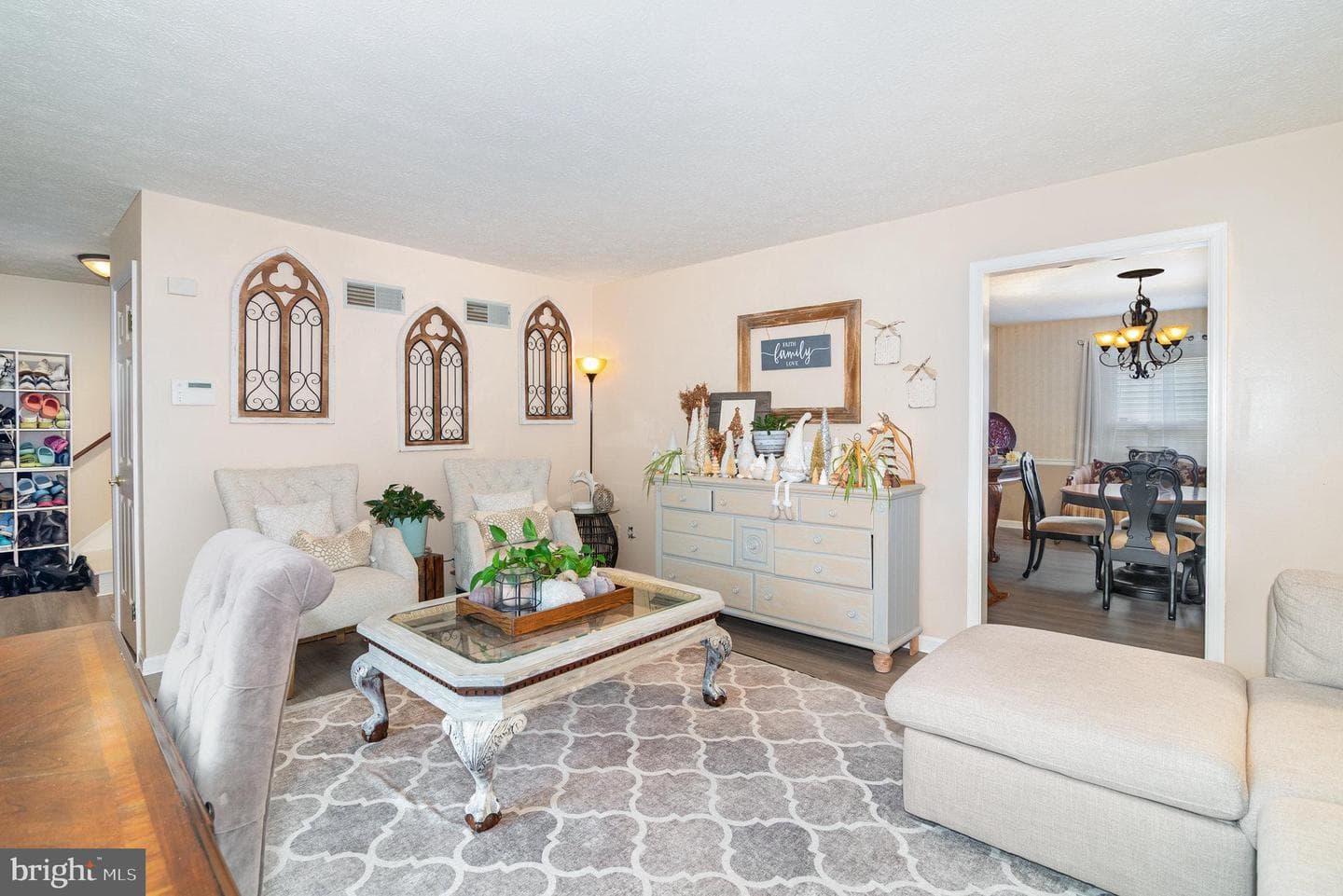 2800 W Rosegarden Boulevard photo 3