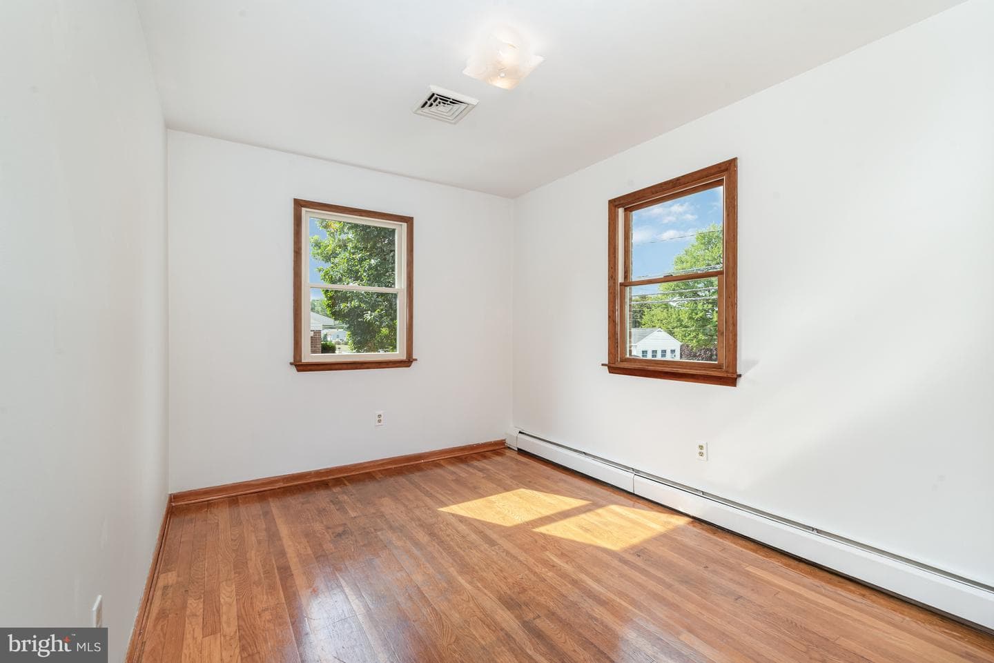 311 Mount Allen photo 16