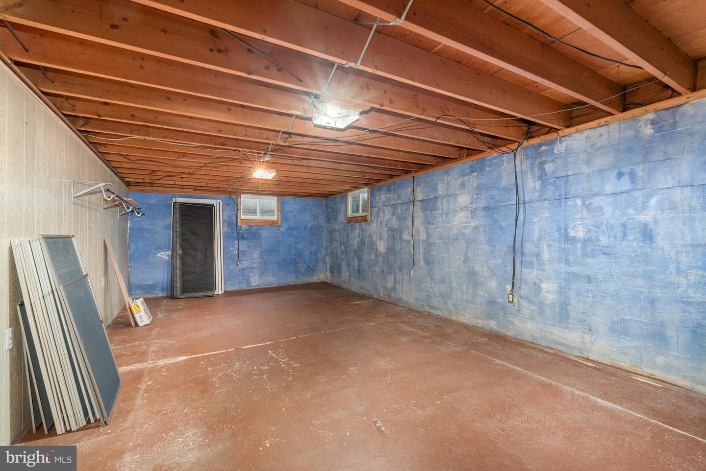 311 Mount Allen photo 22