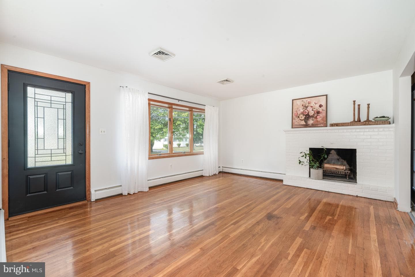 311 Mount Allen photo 5