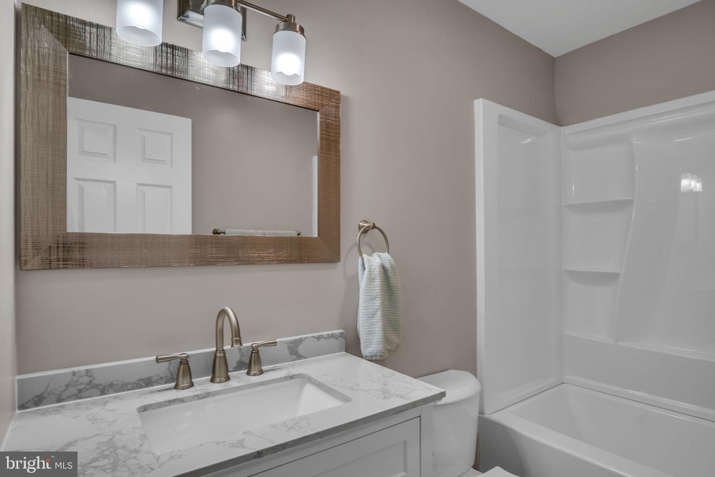 124 Holly Drive photo 18