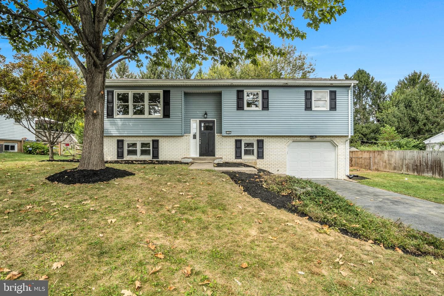 124 Holly Drive photo 2