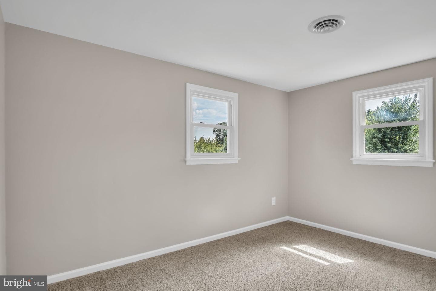124 Holly Drive photo 22