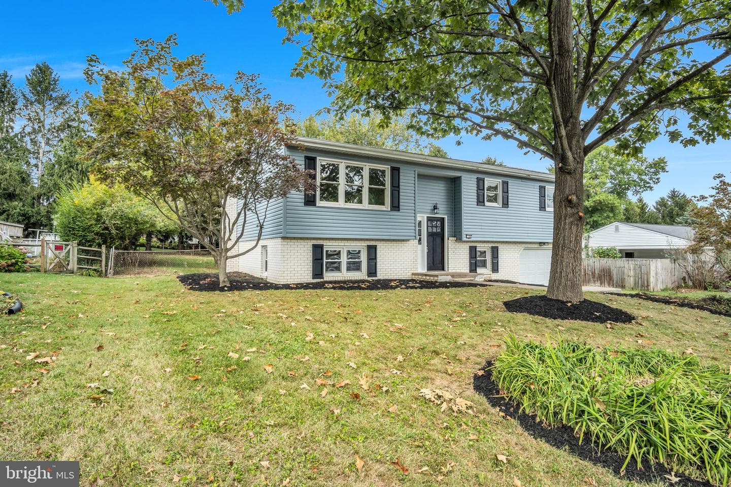 124 Holly Drive photo 4