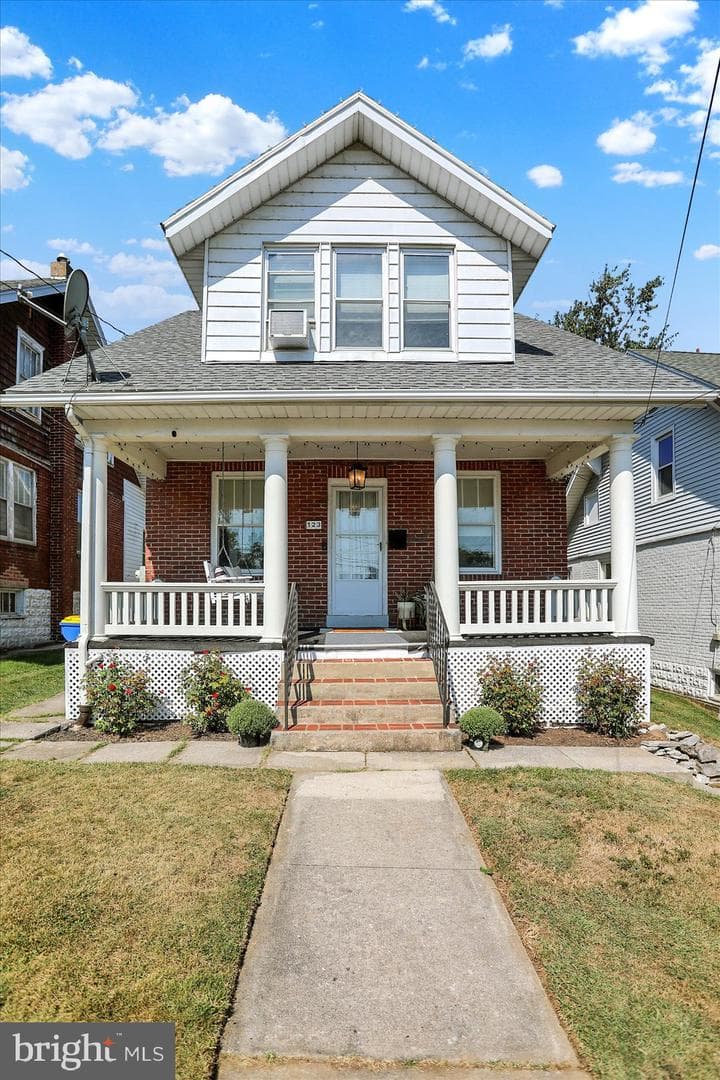 123 15th Street photo 1