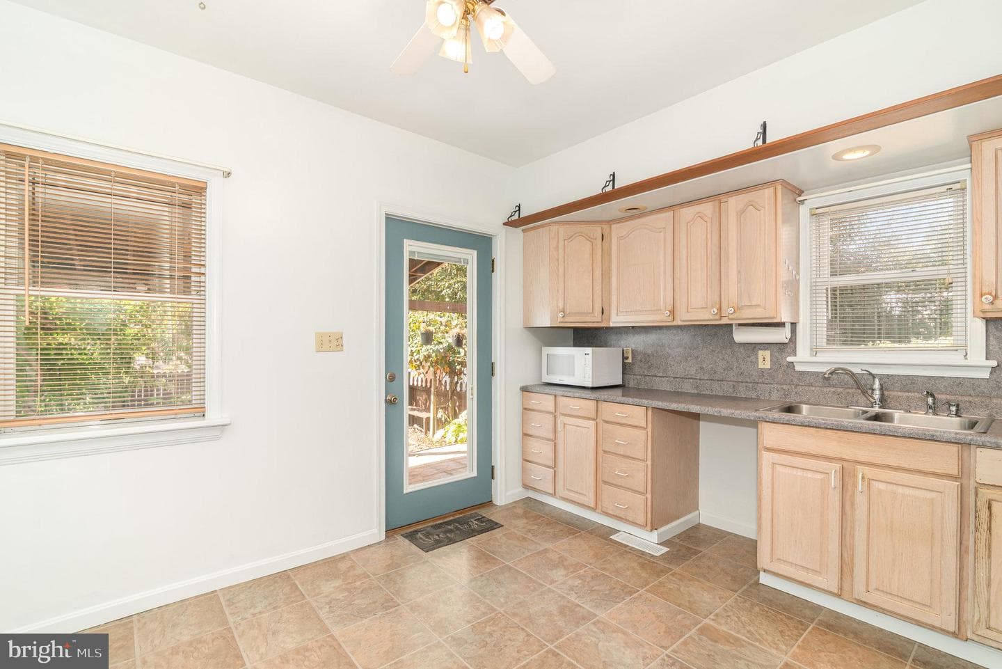 239 N Enola Road photo 11