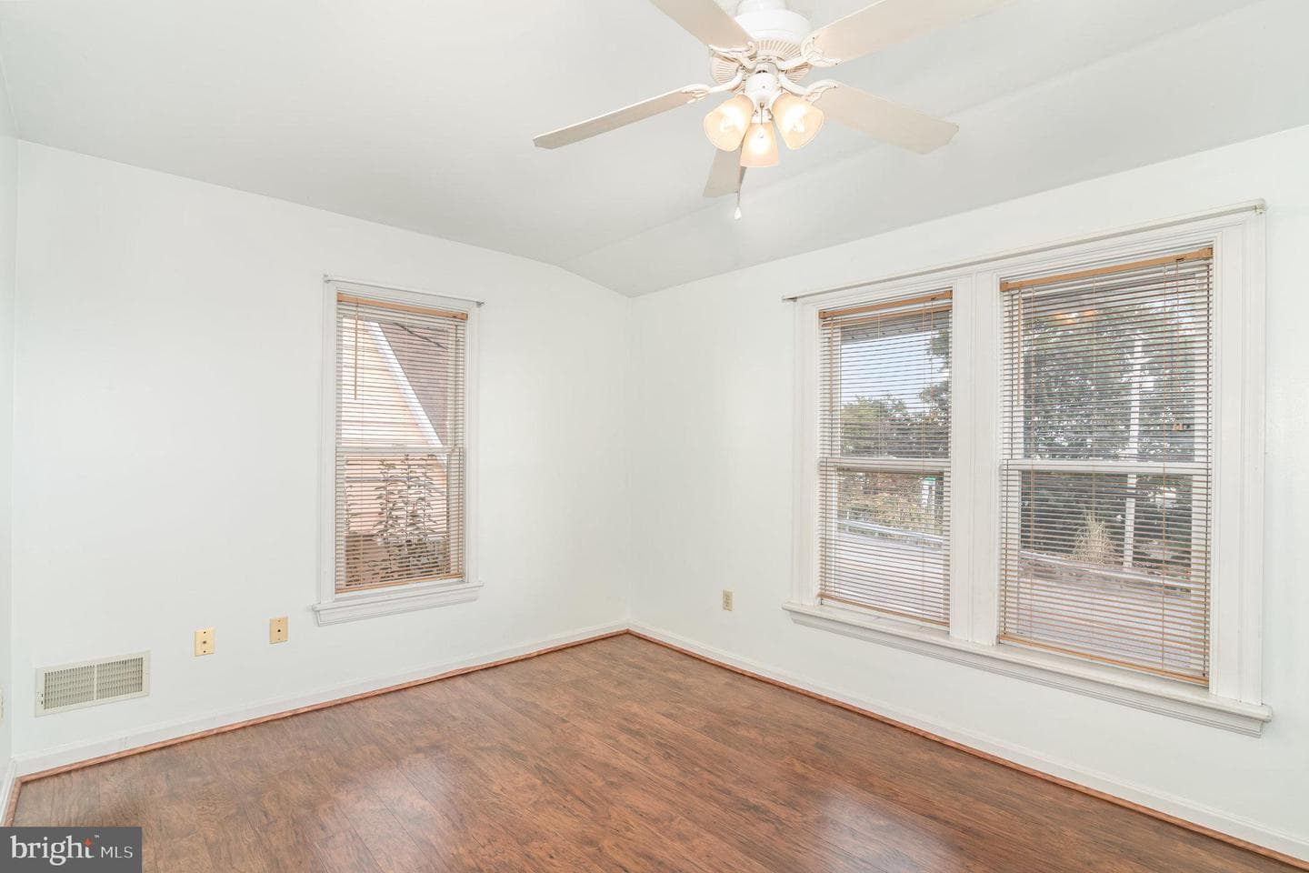 239 N Enola Road photo 14