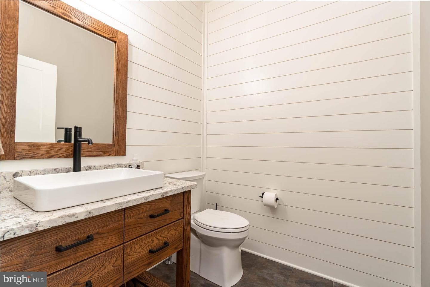 1011 Stonehill Lane photo 29