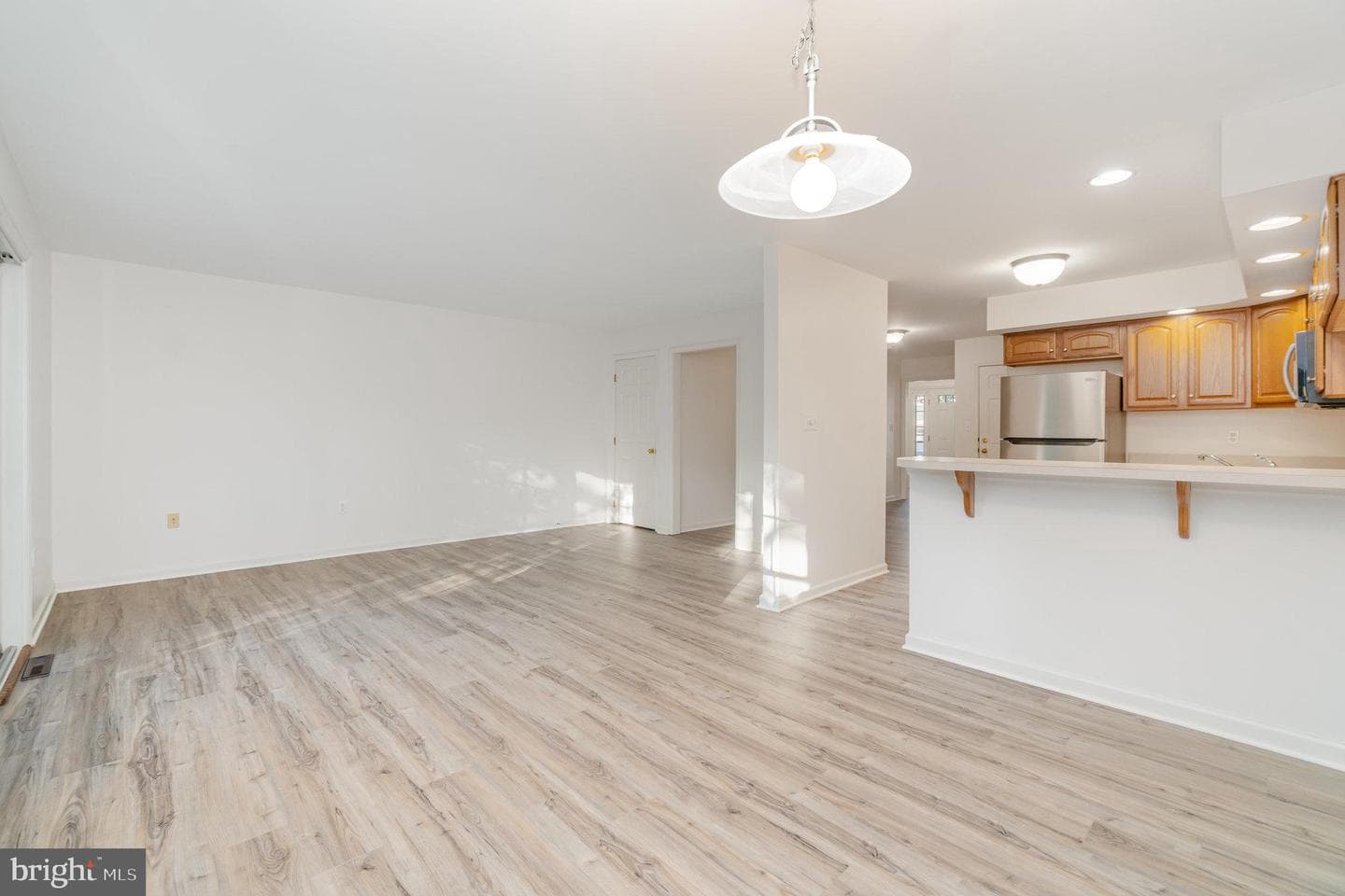 15 Keefer Way photo 13