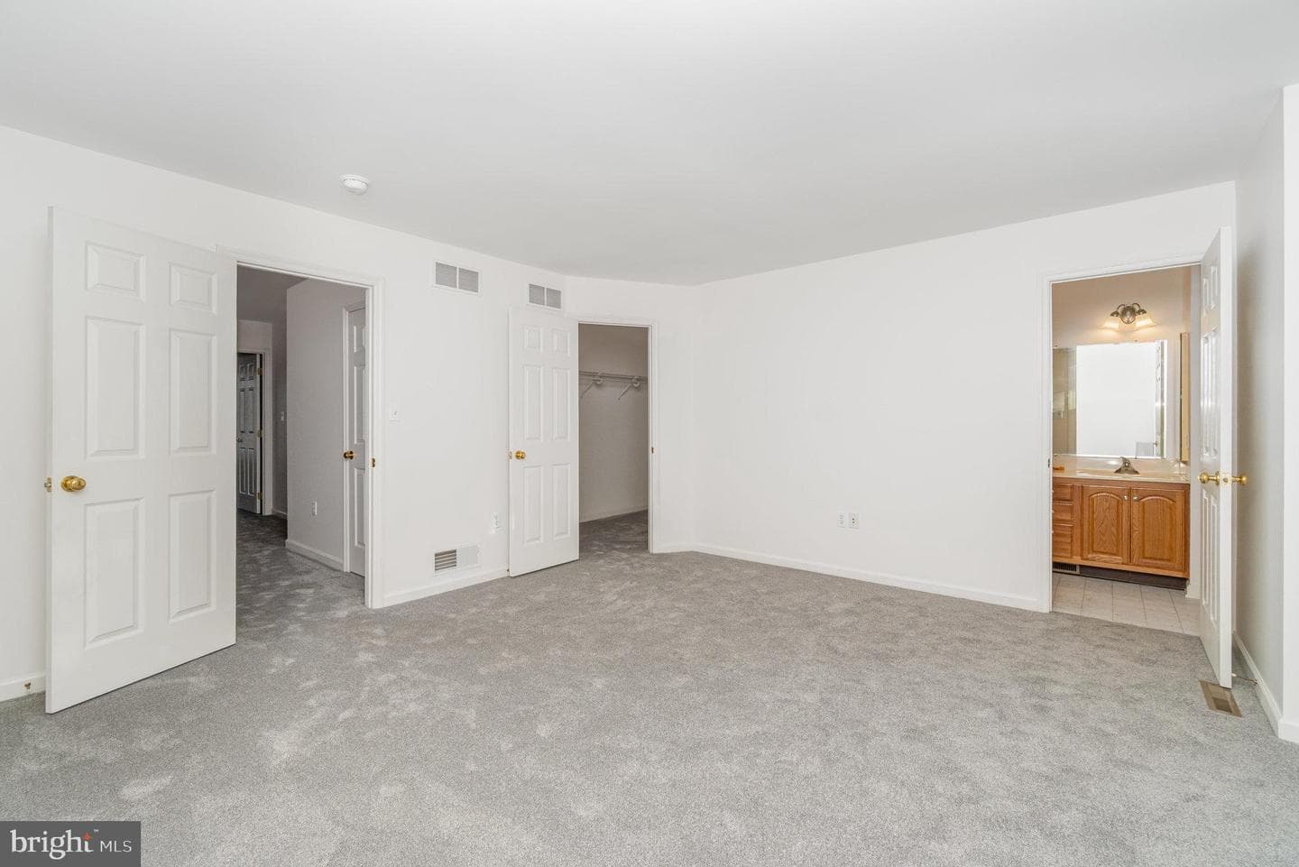 15 Keefer Way photo 16