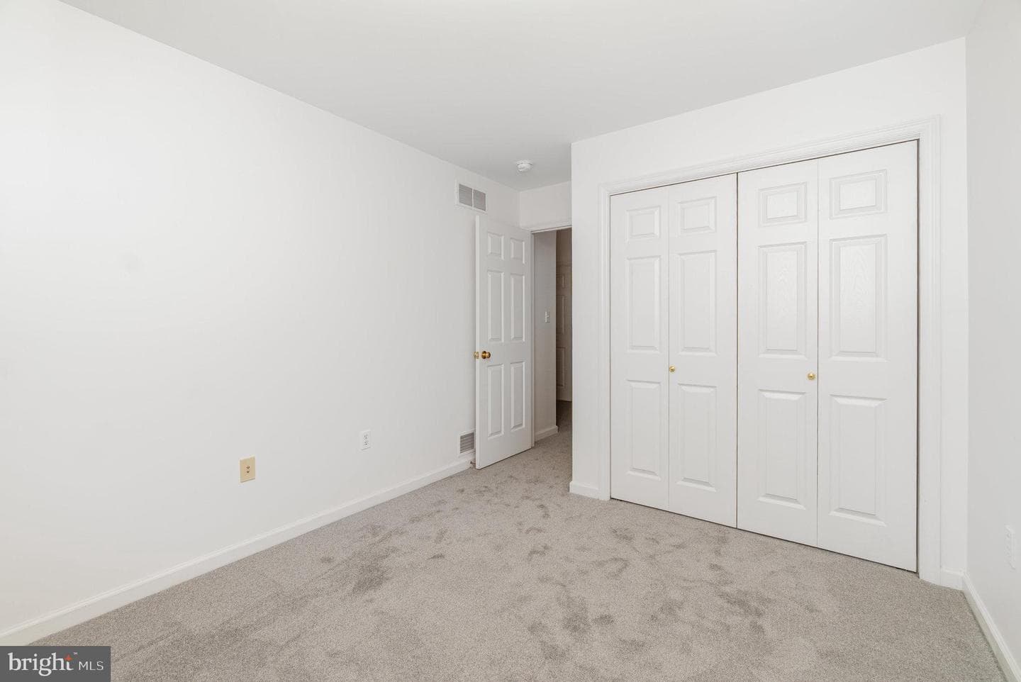 15 Keefer Way photo 22