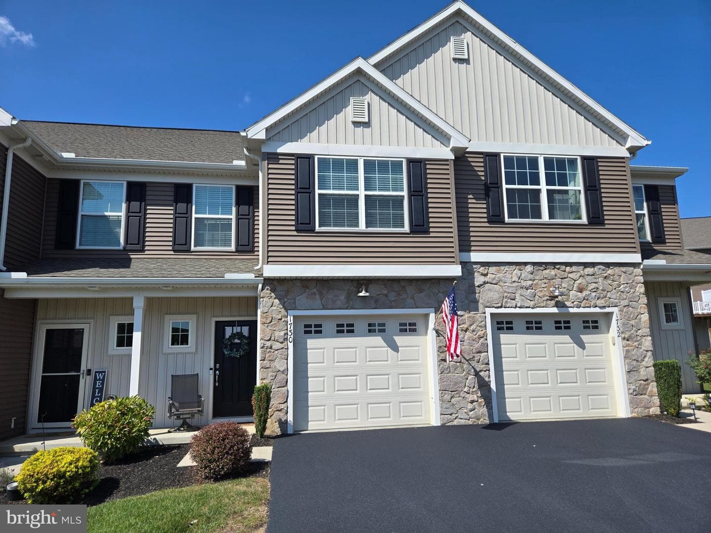 1730 Fairbank Lane