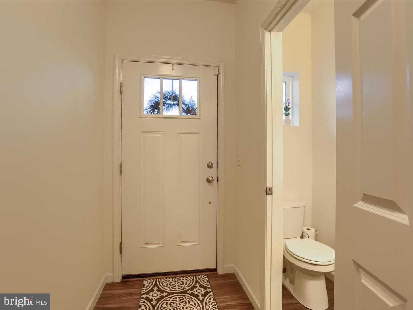 1730 Fairbank Lane photo 10