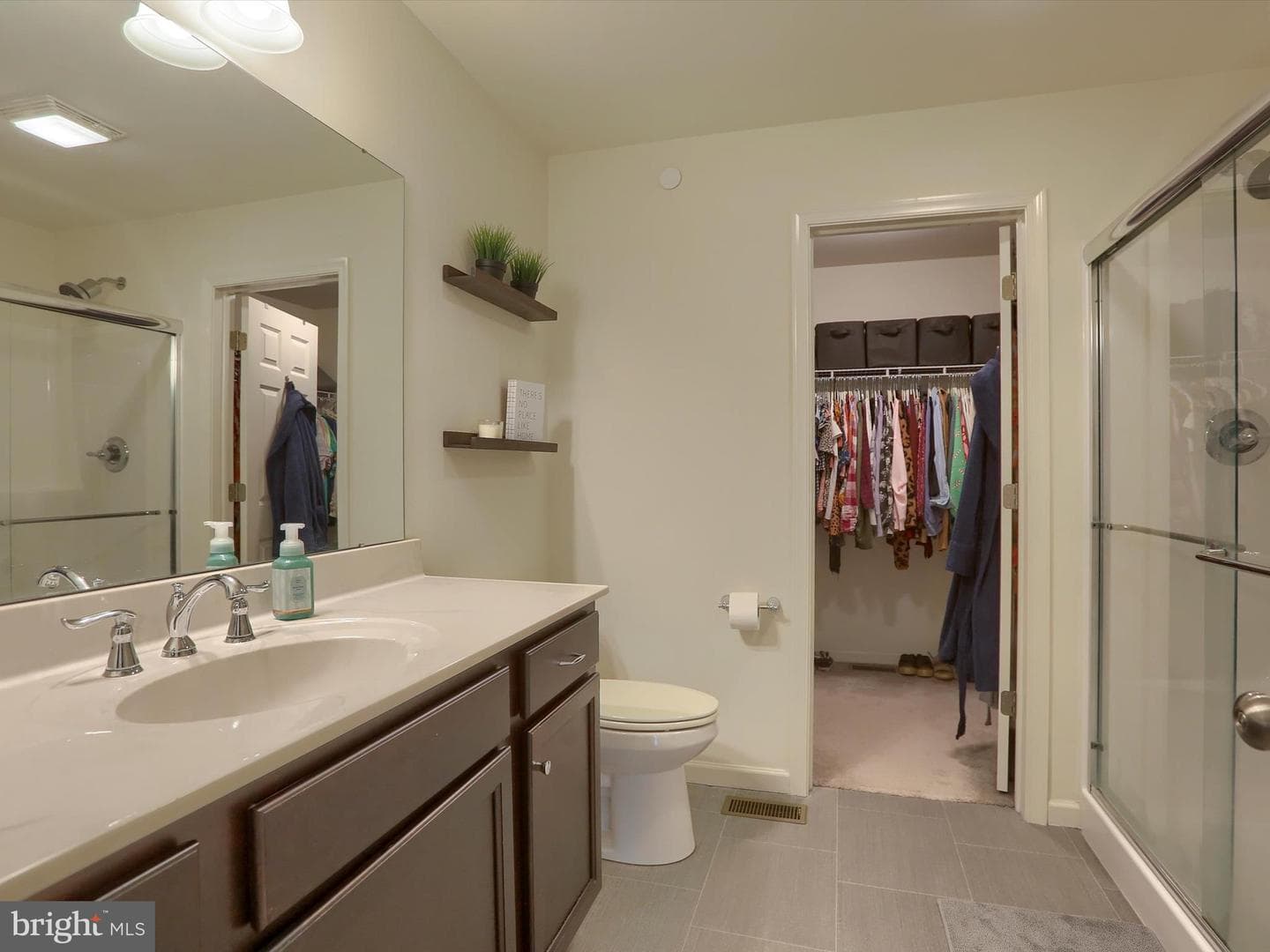 1730 Fairbank Lane photo 13