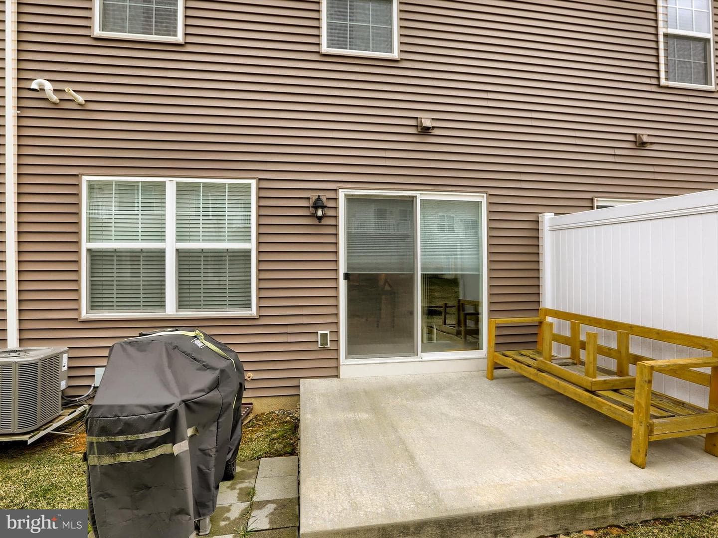 1730 Fairbank Lane photo 21