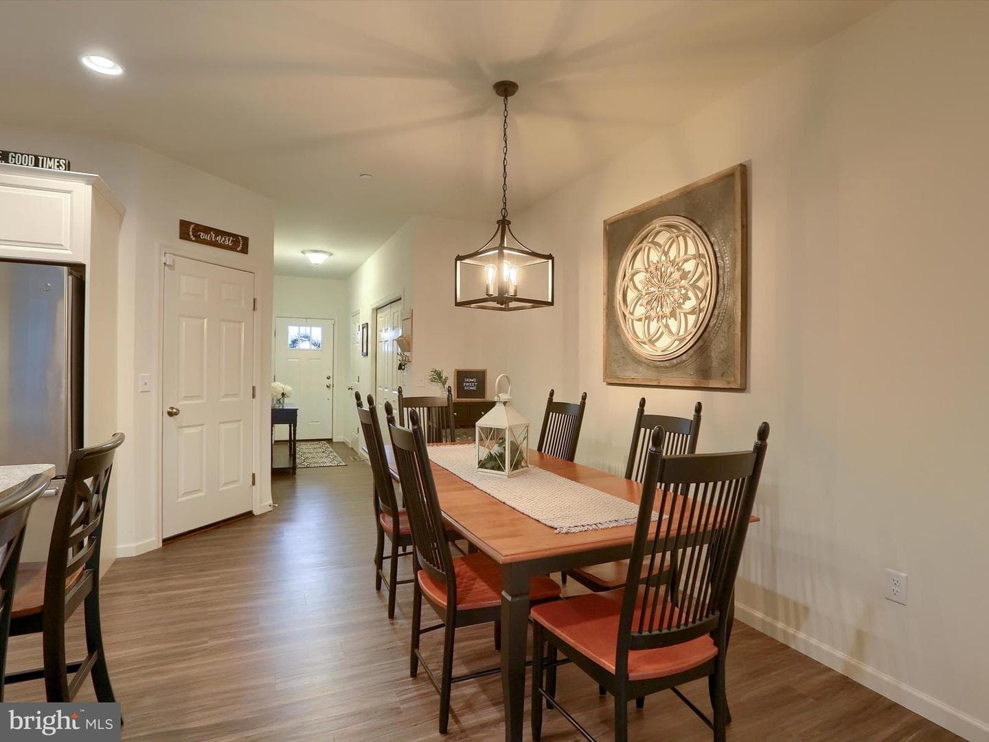 1730 Fairbank Lane photo 9
